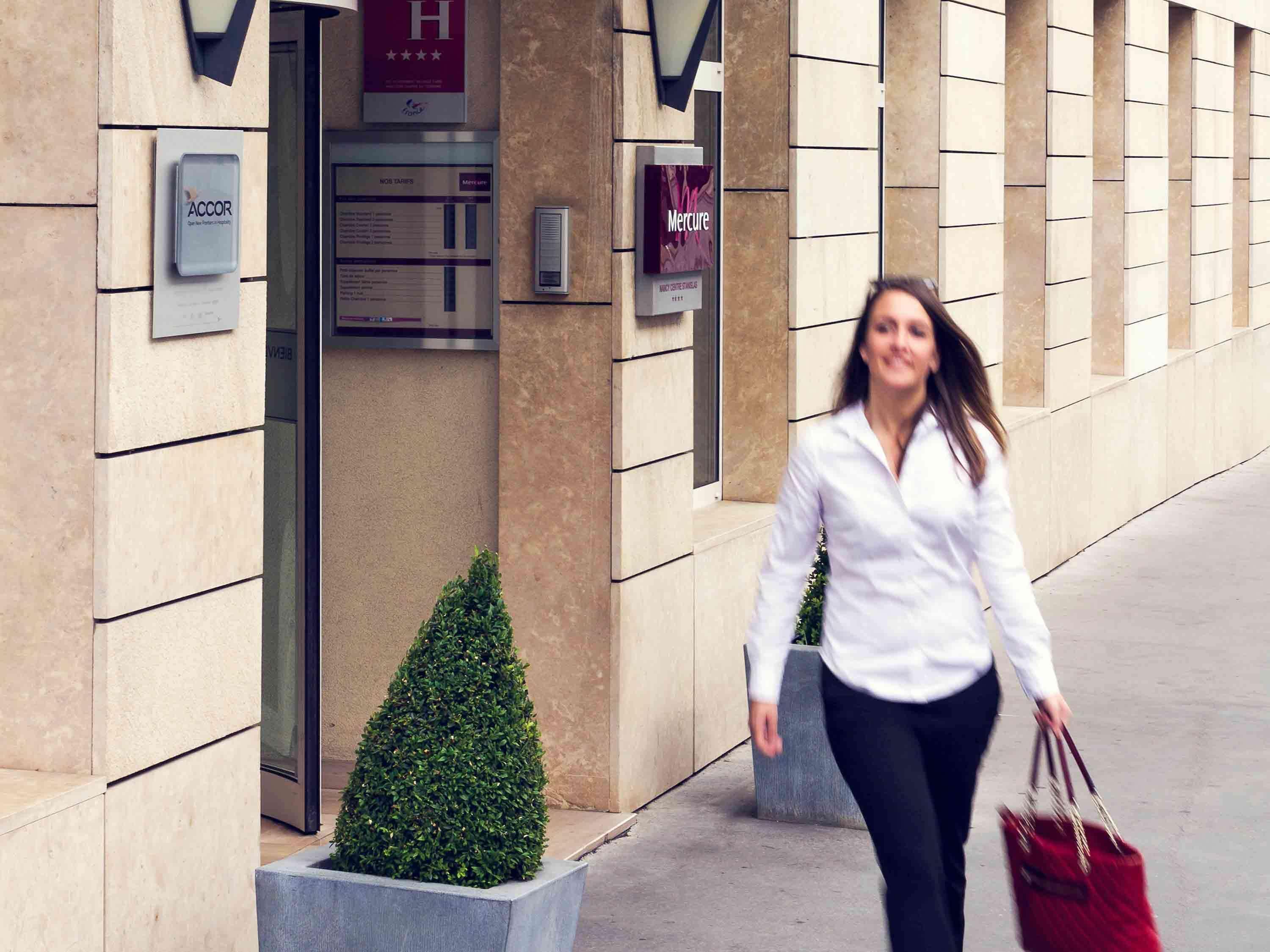 Mercure Nancy Centre Place Stanislas Экстерьер фото
