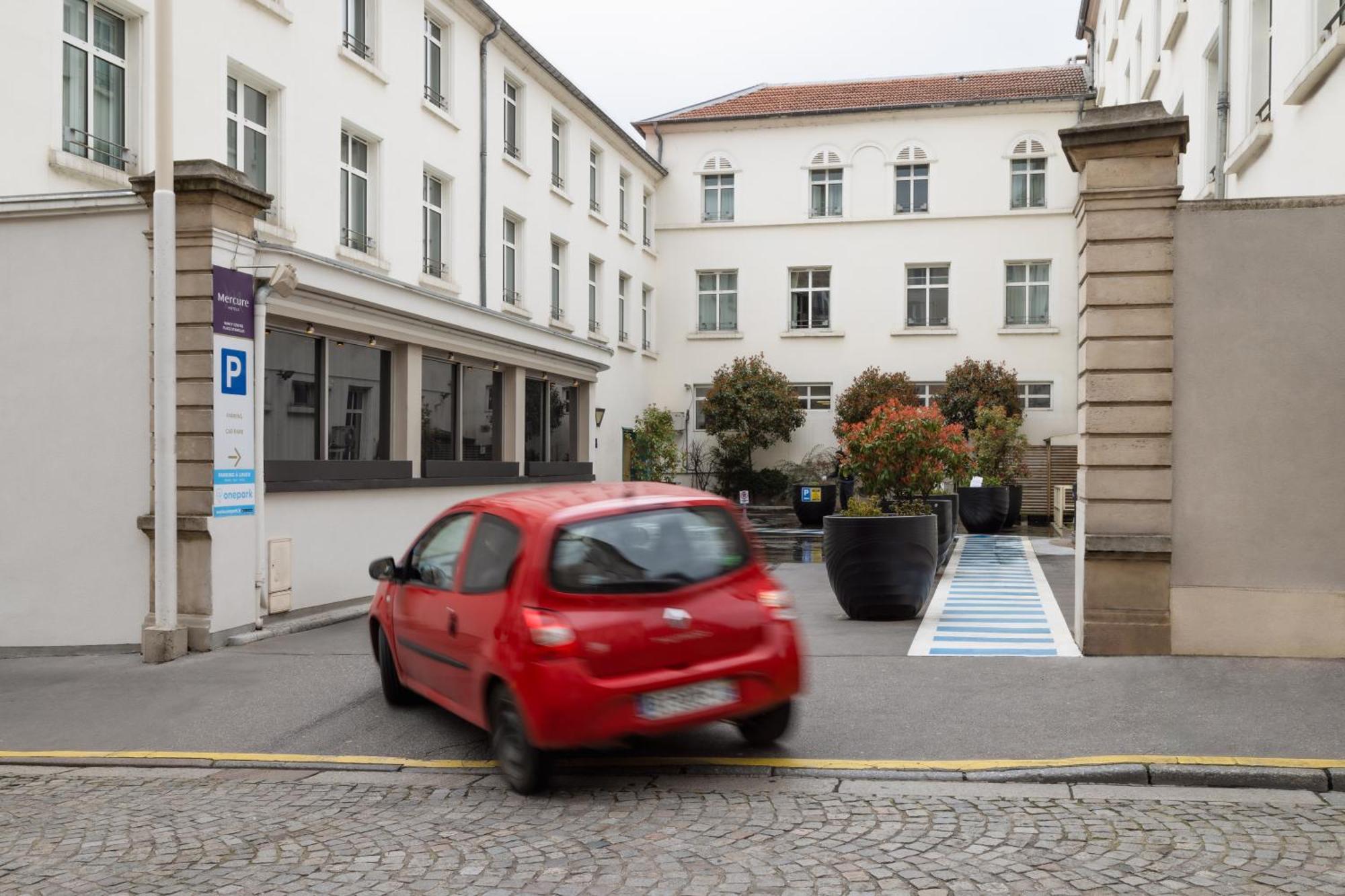 Mercure Nancy Centre Place Stanislas Экстерьер фото